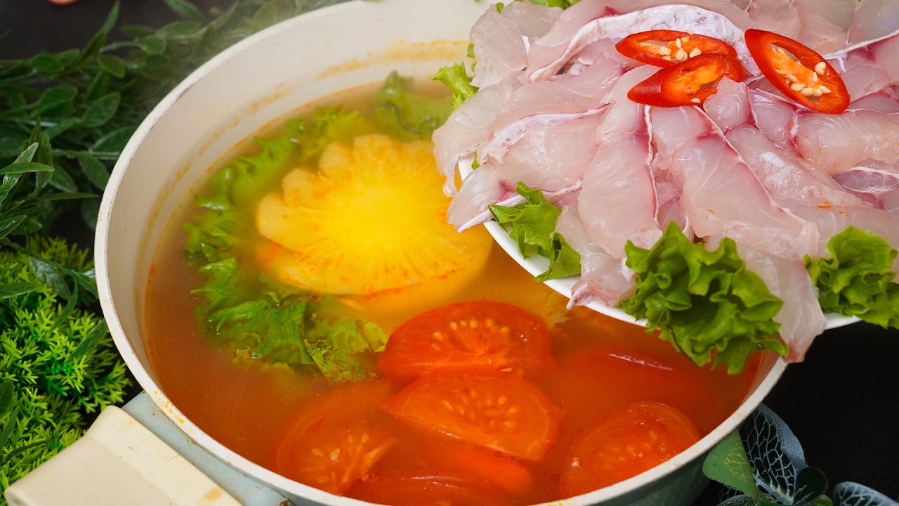 LẨU THÁI Chua Cay Ngọt Thanh KHÔNG CẦN HẦM XƯƠNG Bí Quyết Để Nước Dùng Ngon Bất Ngờ | Bếp Nhà Giang