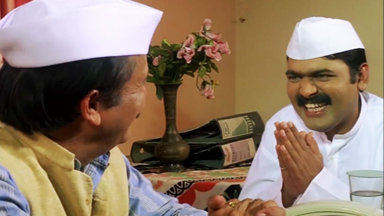 राजकारण्याचा स्वाभिमान अंडरपॅन्ट सारखा असतो -  मकरंद अनासपुरे - Makrand Anaspure | Khurchi Samrat