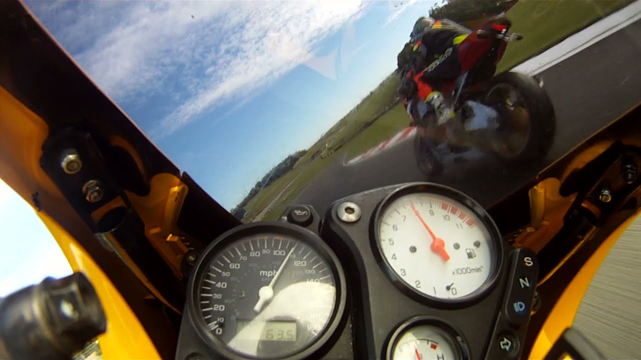 Vtr1000 firestorm donington park track day October 2021