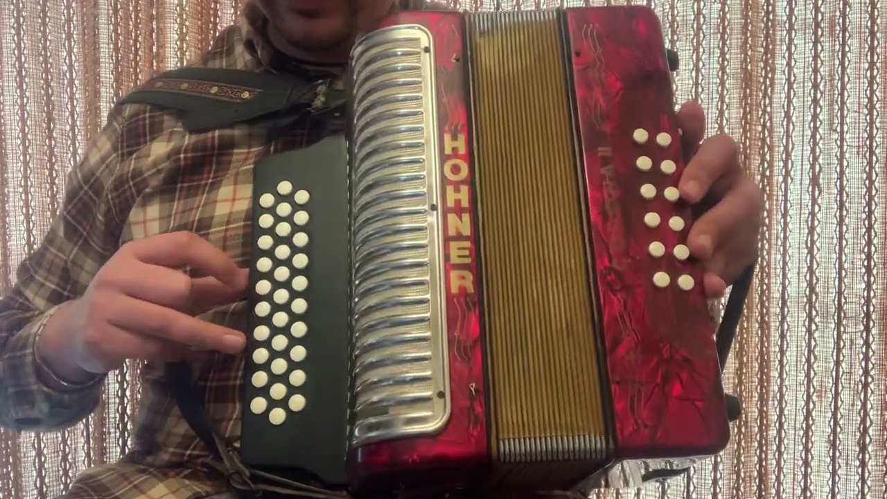 Redoblando, huapango, Los dos Gilbertos, tutorial en acordeón de Sol (GCF)