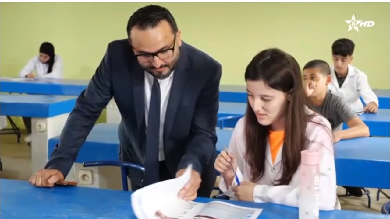 أول يوم دراسة بالناظور.. كاميرا القناة الأمازيغية ترصد الأجواء وامتحان يفاجئ التلاميذ 