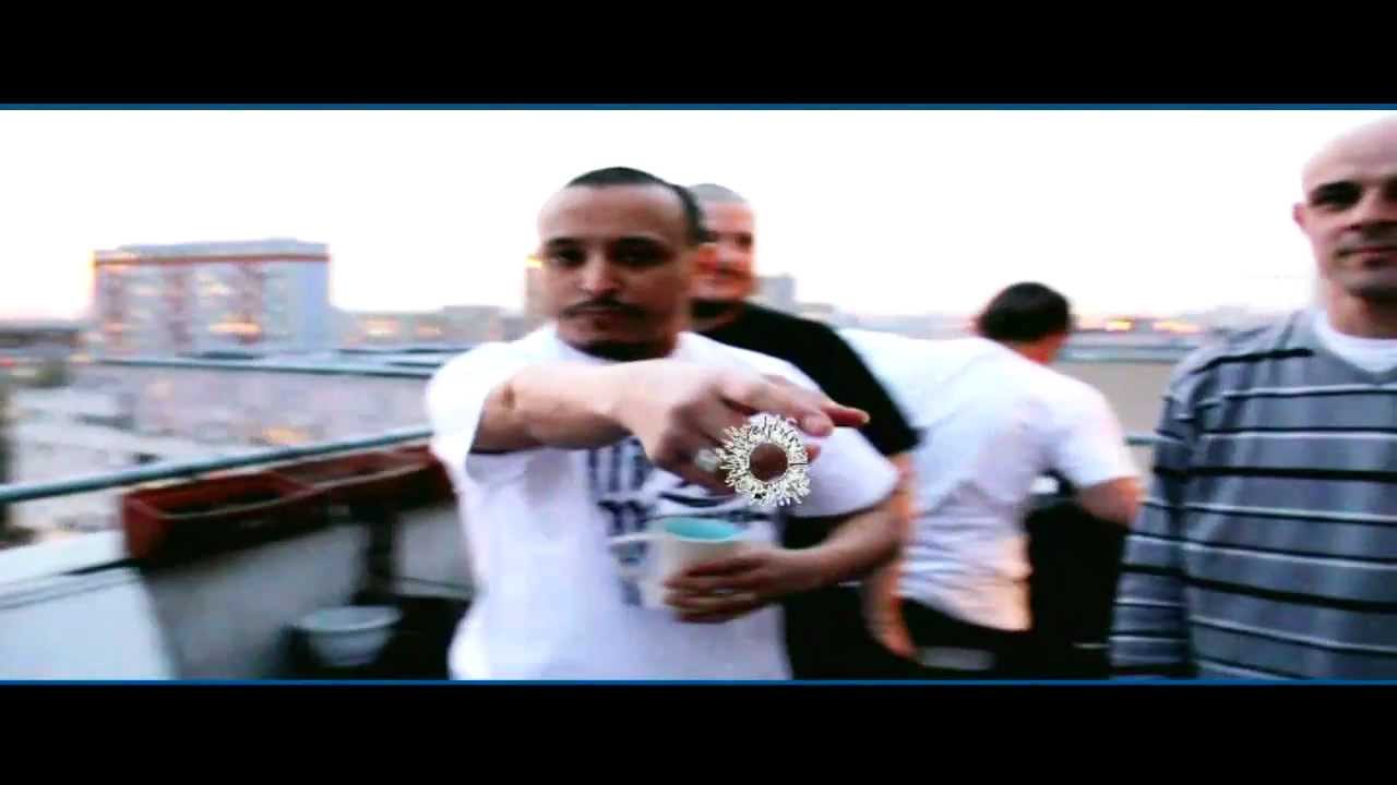 ADES FEAT.NOSS (ASSOS DE DINGOS)