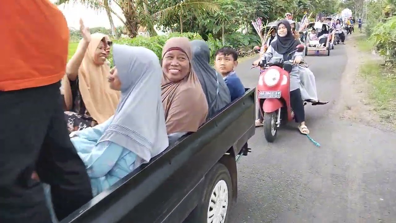 arak arakan lewat desa carian jombang wonoboyo ngombol purworejo jawa tengah