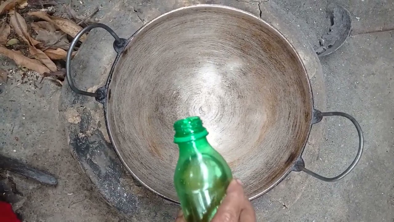 গ্রাম বাংলার ঐতিহ্যবাহী সুজির রস সরু পিঠা রেসিপি। Semolina Ras Saru Pita Recipe#bengla#pitha