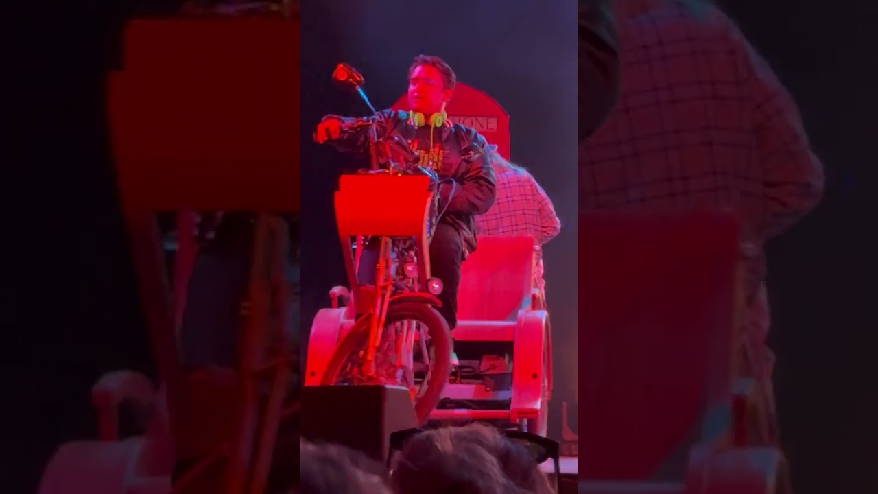 TukTuk appearance in Adelaide Fringe Show 