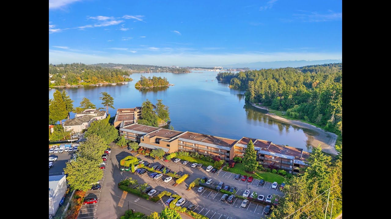 304-485 Island Hwy - Waterfront Dream Condo for Sale, Victoria (View Royal) BC, Canada.