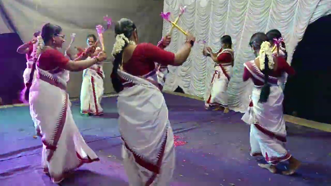 ചെമ്പക പൂ മേനിയാണേ കോൽ കളി 😍