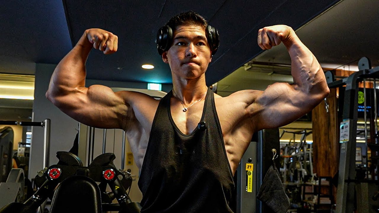 【世界基準の絞りで荒らす】ショート動画で大バズり。話題の“あの男”がジュラシックカップでボディビルデビューを飾る。