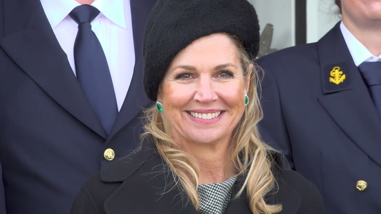 Máxima trotseert storm tijdens scheepsdoop op Texel