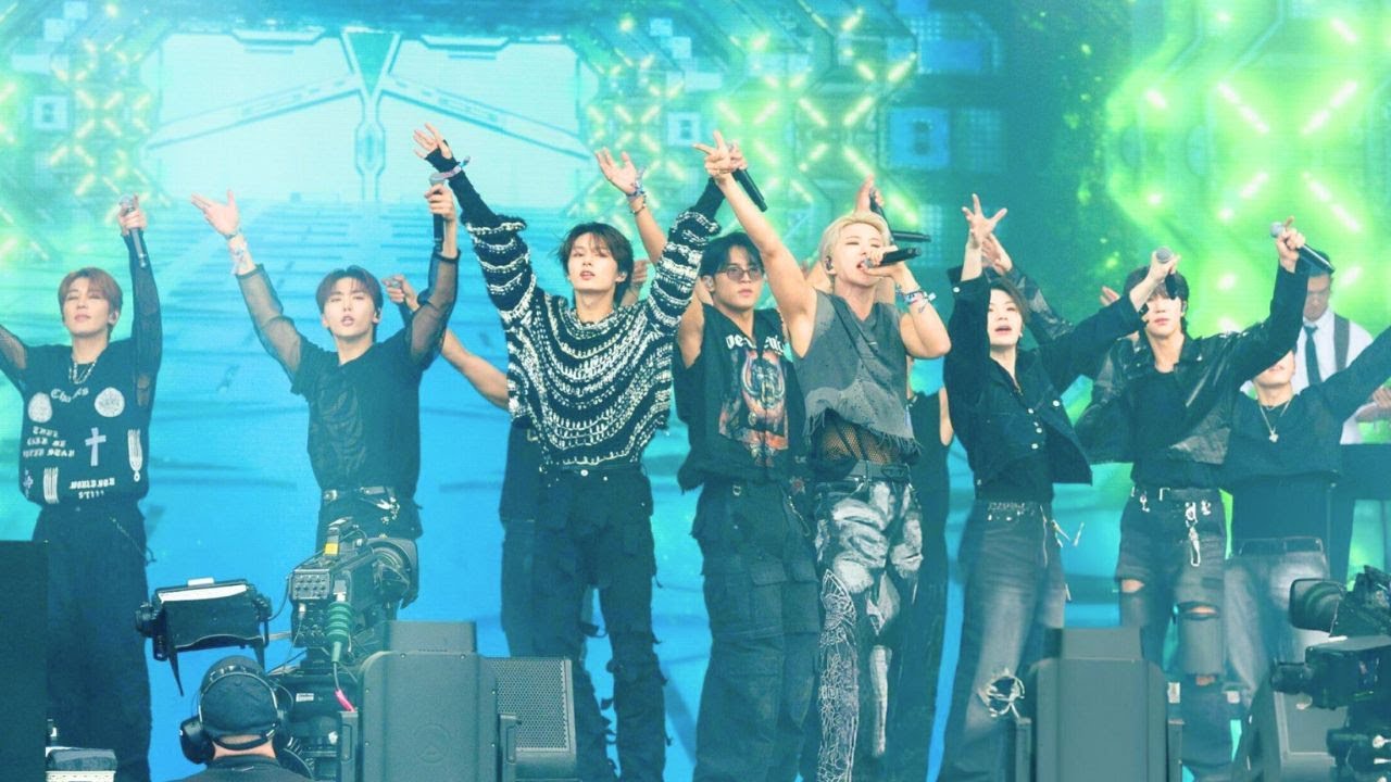 SEVENTEEN AT GLASTONBURY FESTIVAL 2024 (THE PYRAMID STAGE) #SEVENTEEN #세븐틴 #glastonbury2024