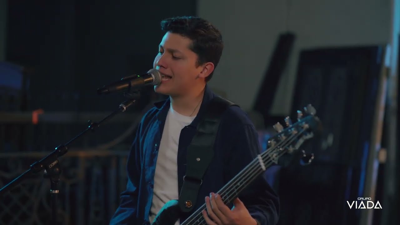 Grupo Viada - La Captura (En Vivo)