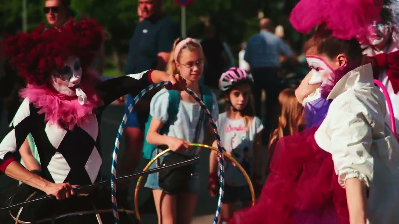 Klaunadzińscy - Teatr Sztuka Ciała