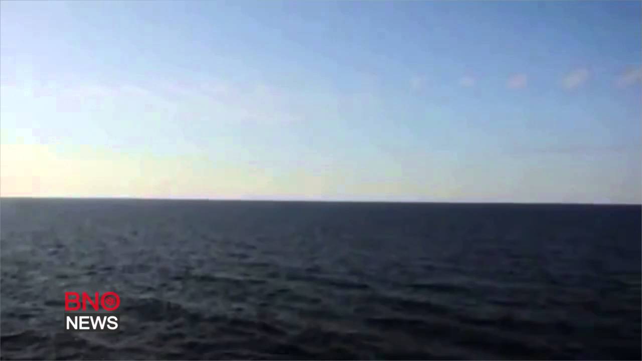 RAW VIDEO: Russian warplanes carry out 'aggressive' maneuvers near USS Donald Cook