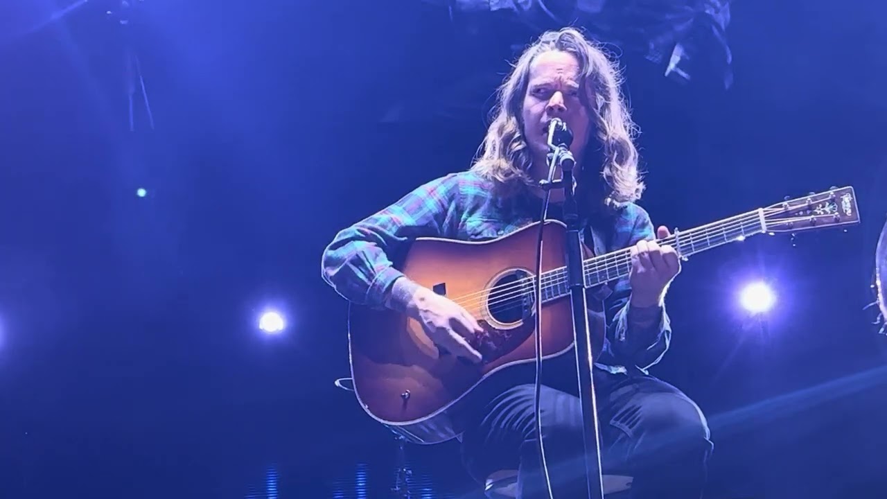 “Cold, Cold World” (Billy Solo) - Billy Strings - 9/30/2023 - Moda Center - Portland, OR