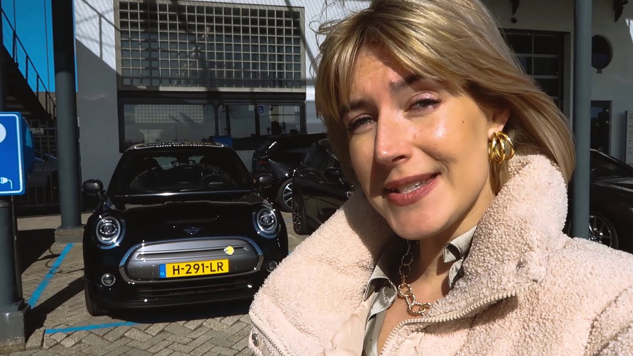MINI Electric - Automeisje