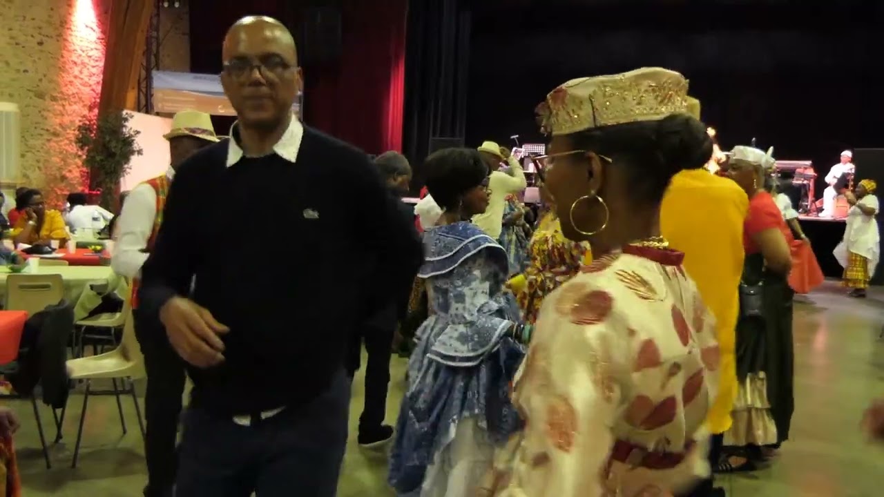 Madi et Kéra : BAL QUADRILLE DE L' A.A.R.B   LA POULE