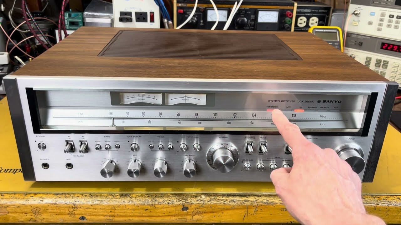 Sanyo JCX-2600K Receiver - The Sleeping Giant!
