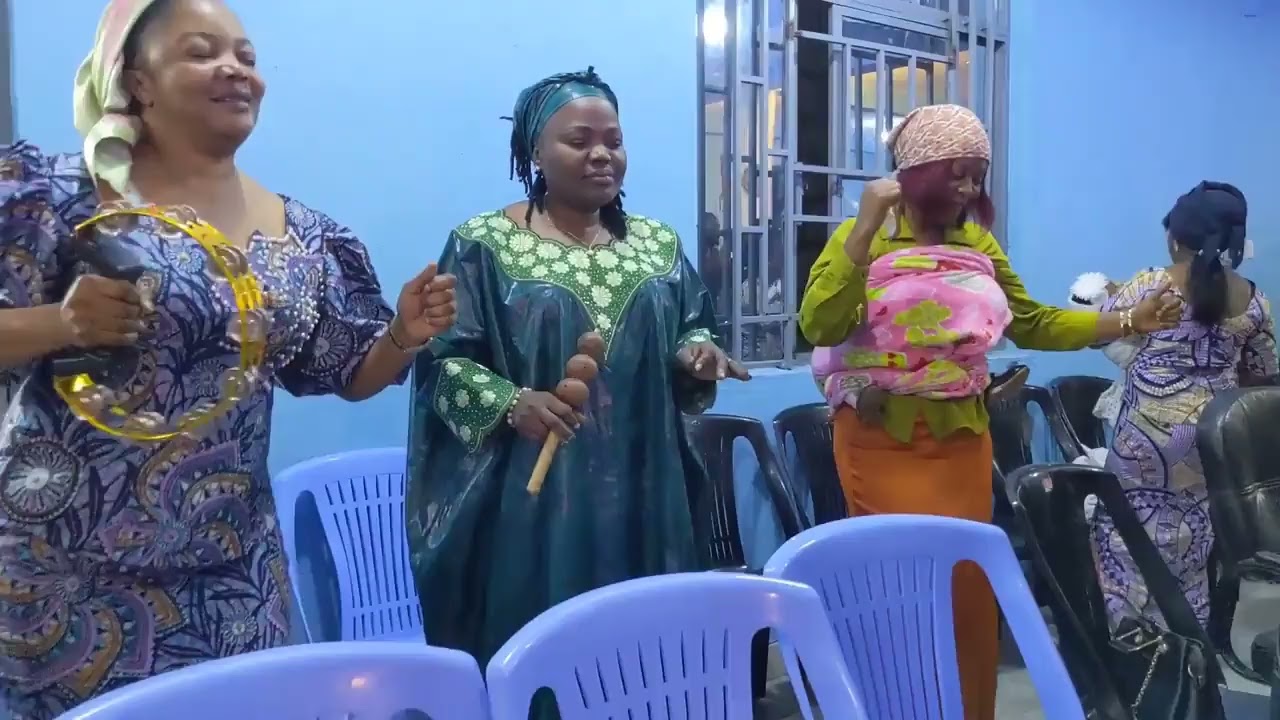 Louange avec homme de Dieu Daniel Kyamakya