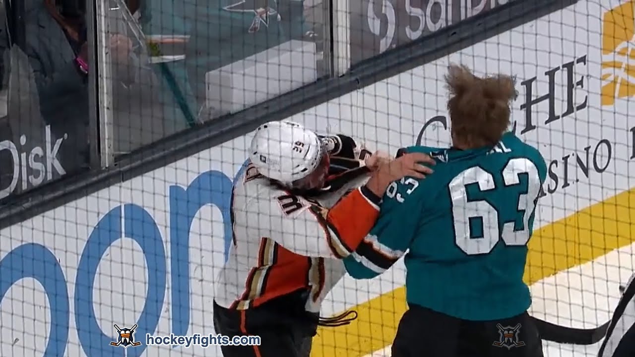 Sam Carrick vs Jeffrey Viel Apr 6, 2021