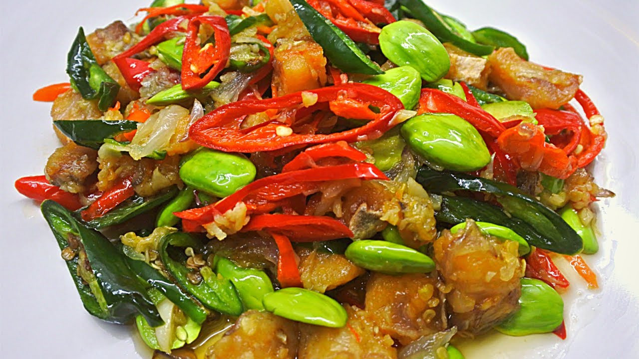 PANTESAN BIKIN KALAP!!! RESEP TUMIS IKAN ASIN JAMBAL ROTI PETE SEDEP BANGET