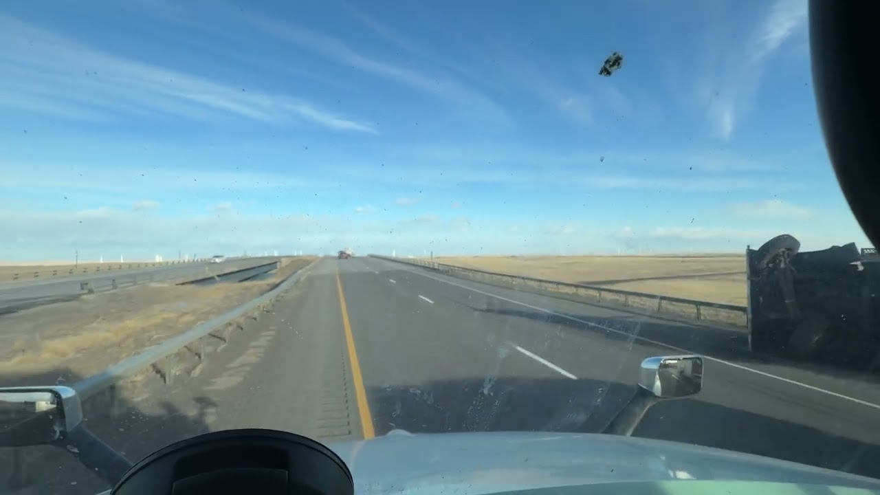 Full video watch on // Tibet trucker// wind blizzard on I80 