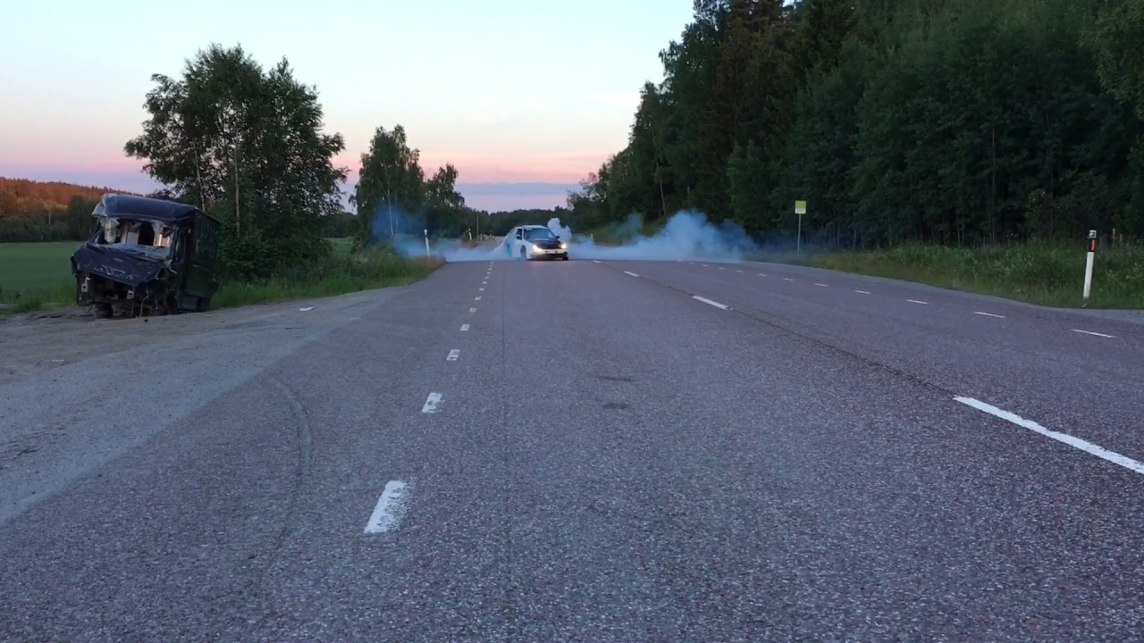 BMW E30 LM7 TURBO - BURNOUT