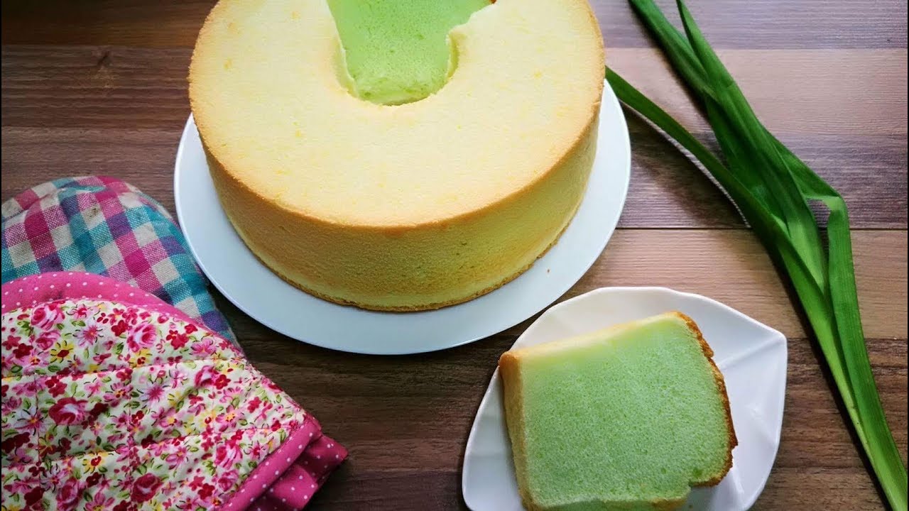 Homemade Pandan Chiffon Cake
香蘭戚風蛋糕