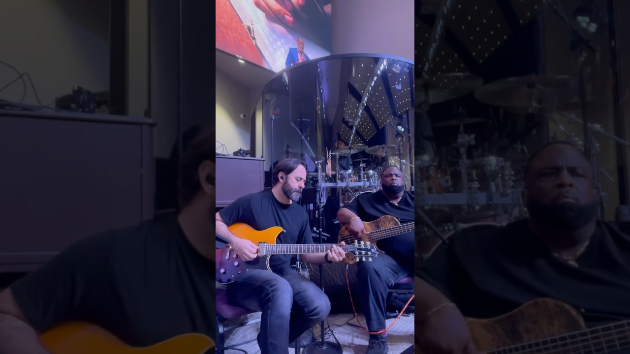 Blues groove + prayer moment at Antioch Church #Shorts #GospelGroove #LiveChurchMusic #JulianAvila