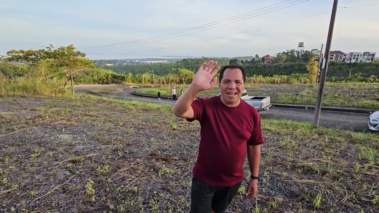Cebu overlooking lot for sale 224 sqm clean title Crown Heights subdivision Compostela Cebu 3.2m