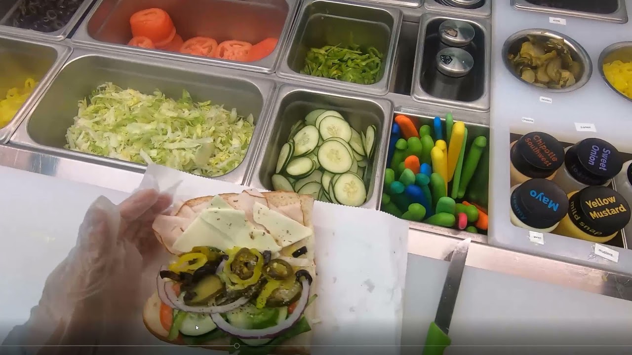 Subway Training - Adding Sauces to a Sandwich