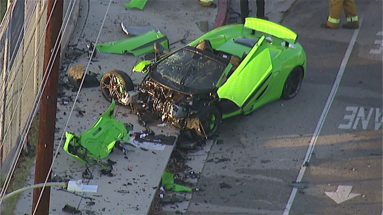 Supercar Crash l Expensive Car Fails l Driver idiots Lamborghini, Ferrari, Mclaren #19