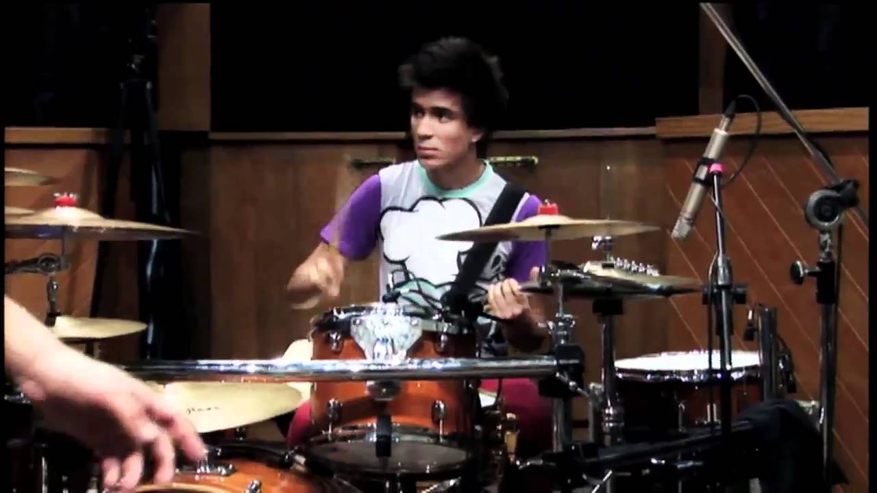 Pe Lanza na bateria? Thomas nos vocais? Restart no Estúdio Transamérica!