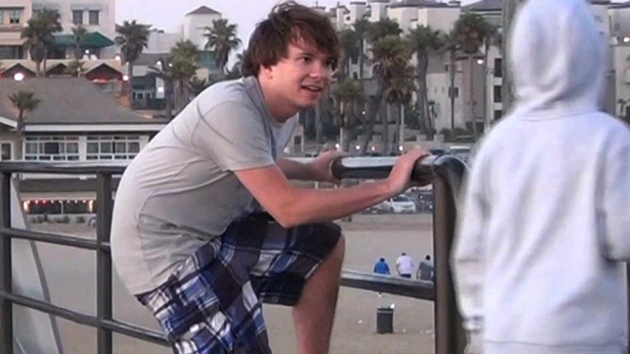 Public Trollin: Beach Day!
