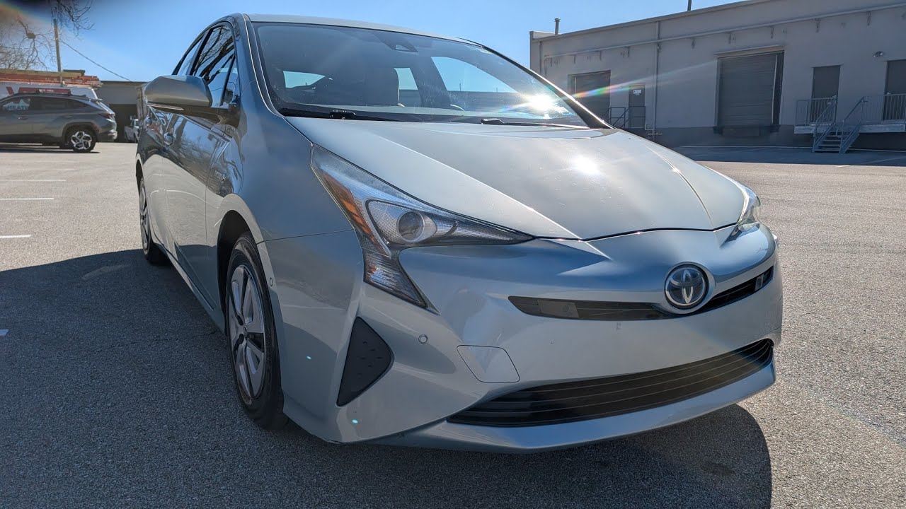 B4259 2017 Toyota Prius 