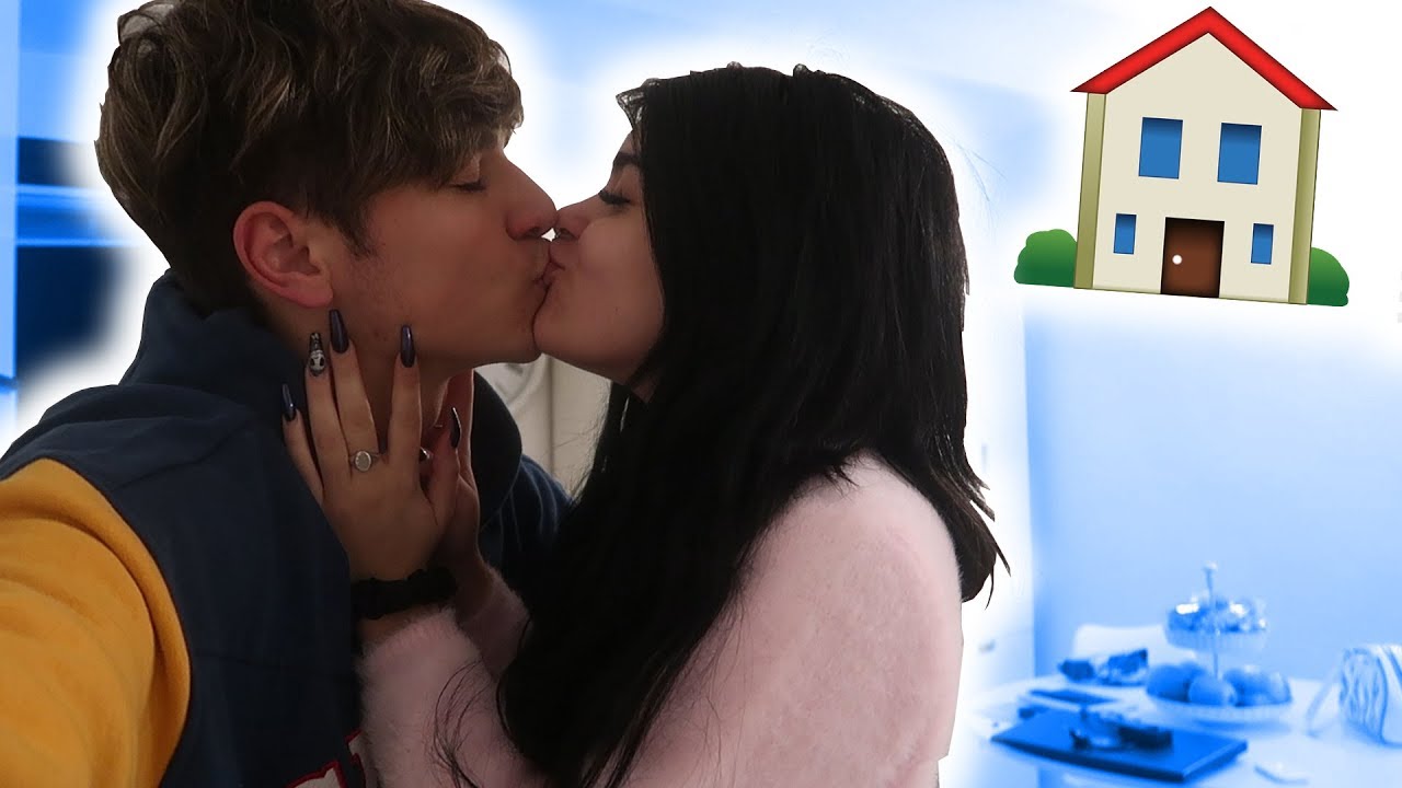 VADO A VIVERE CON LA MIA RAGAZZA!!!