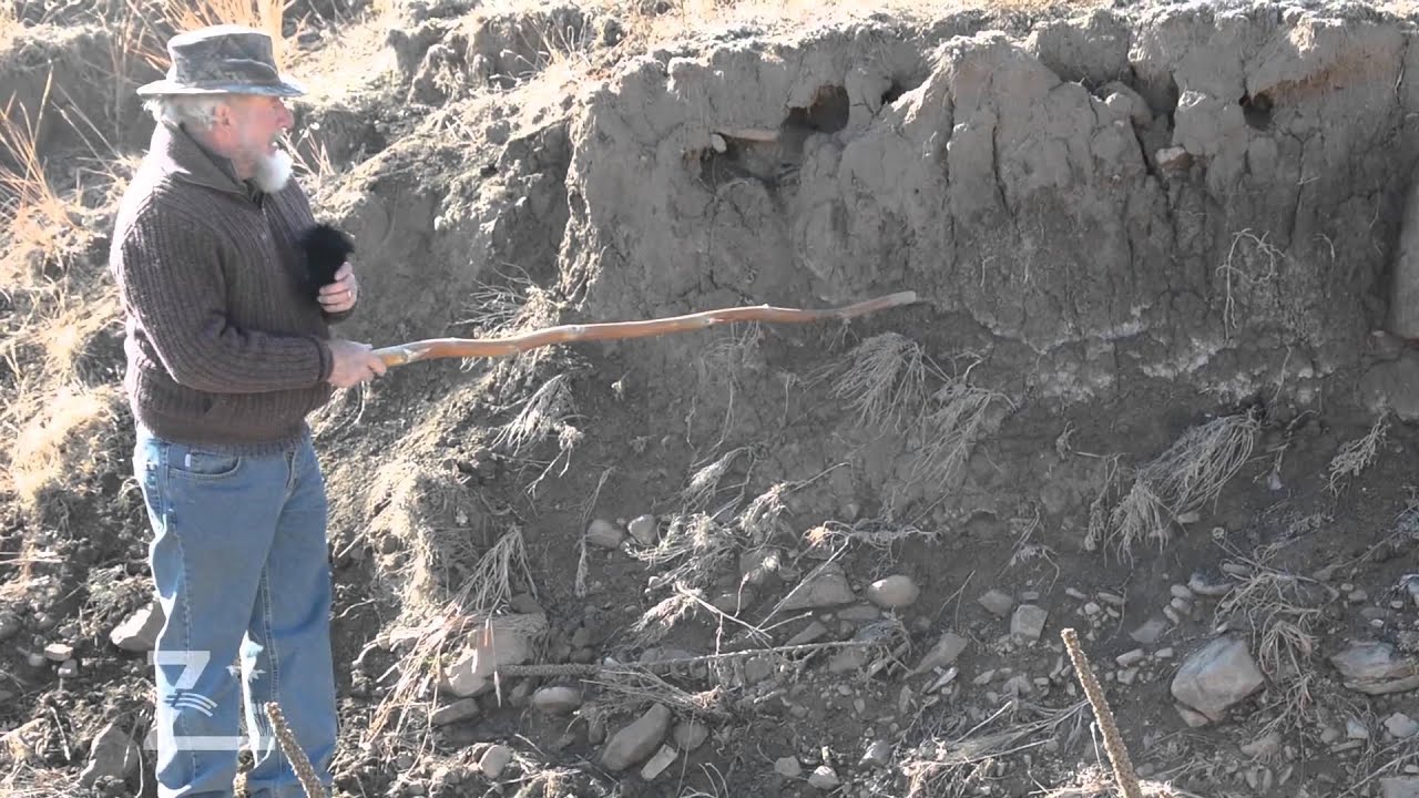 Reading the Landscape - Why is the soil layered in that creek bank?