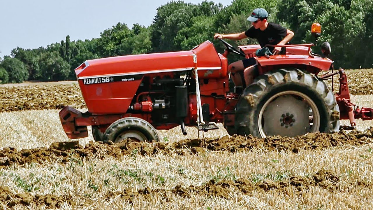 Tracteur Renault 56 au boulot !