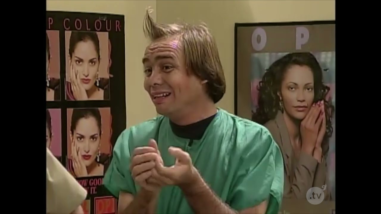 La Tripleta - Coco's Beauty Salon - ''El Shampoo De La Abuela'' - ElTocino.tv