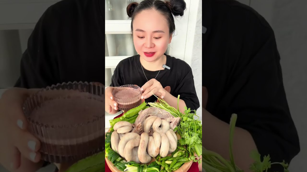 Mời mọi người Mukbang Tai Heo Hấp, Giò Heo Luộc Chấm Mắm Tôm, Dồi Trường Chấm Mắm Tôm với em nghen