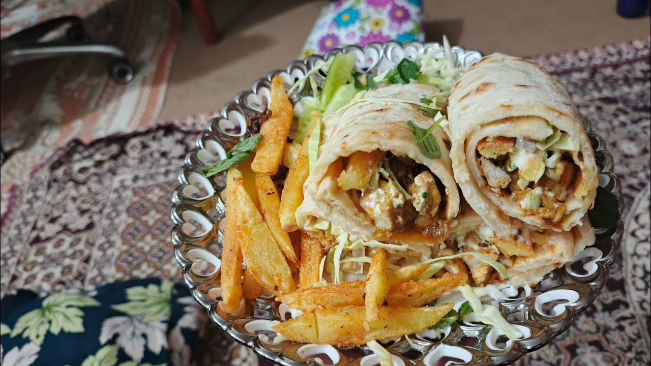 Chicken paratha roll 