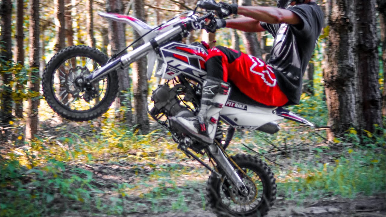 KATUJE WHEELIE NA PITBIKE
