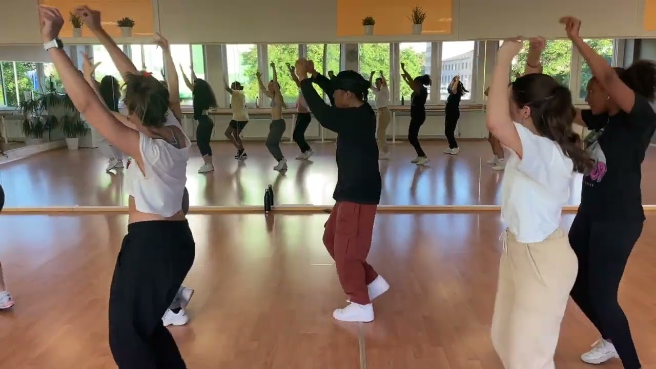 Get right - Choreography by Vu