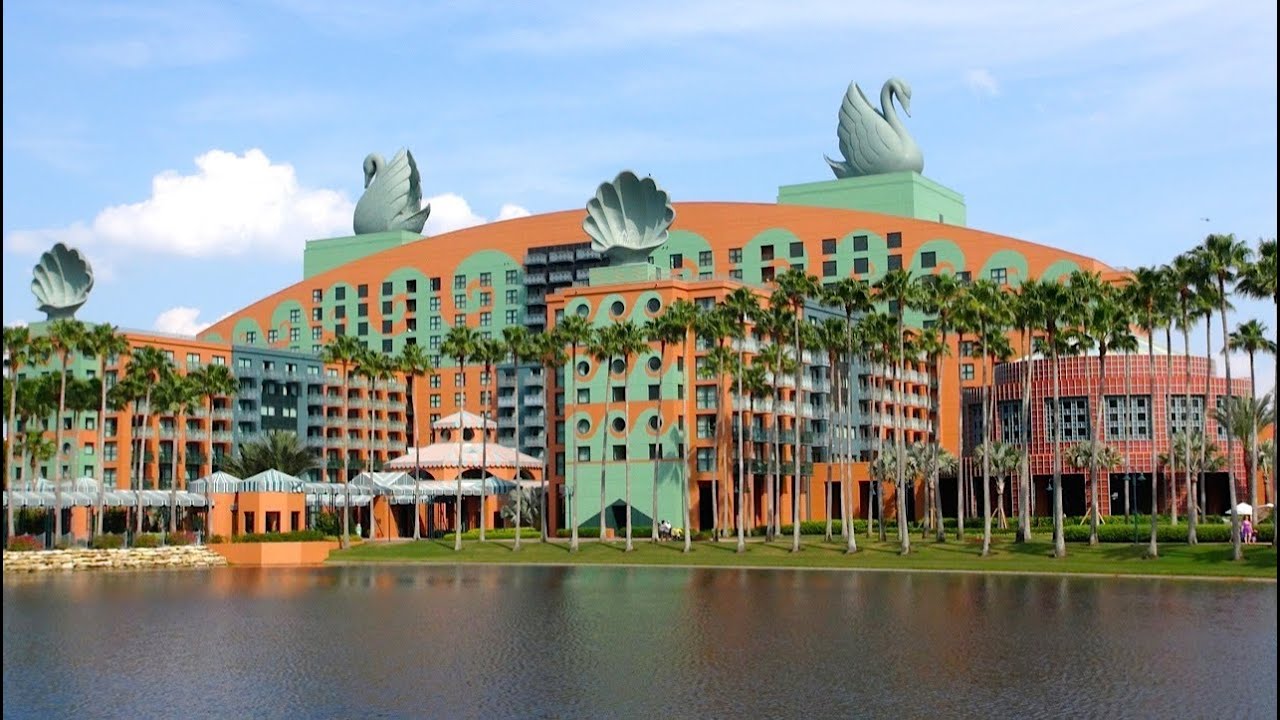 Walt Disney World Swan Resort - 2014 Tour and Overview