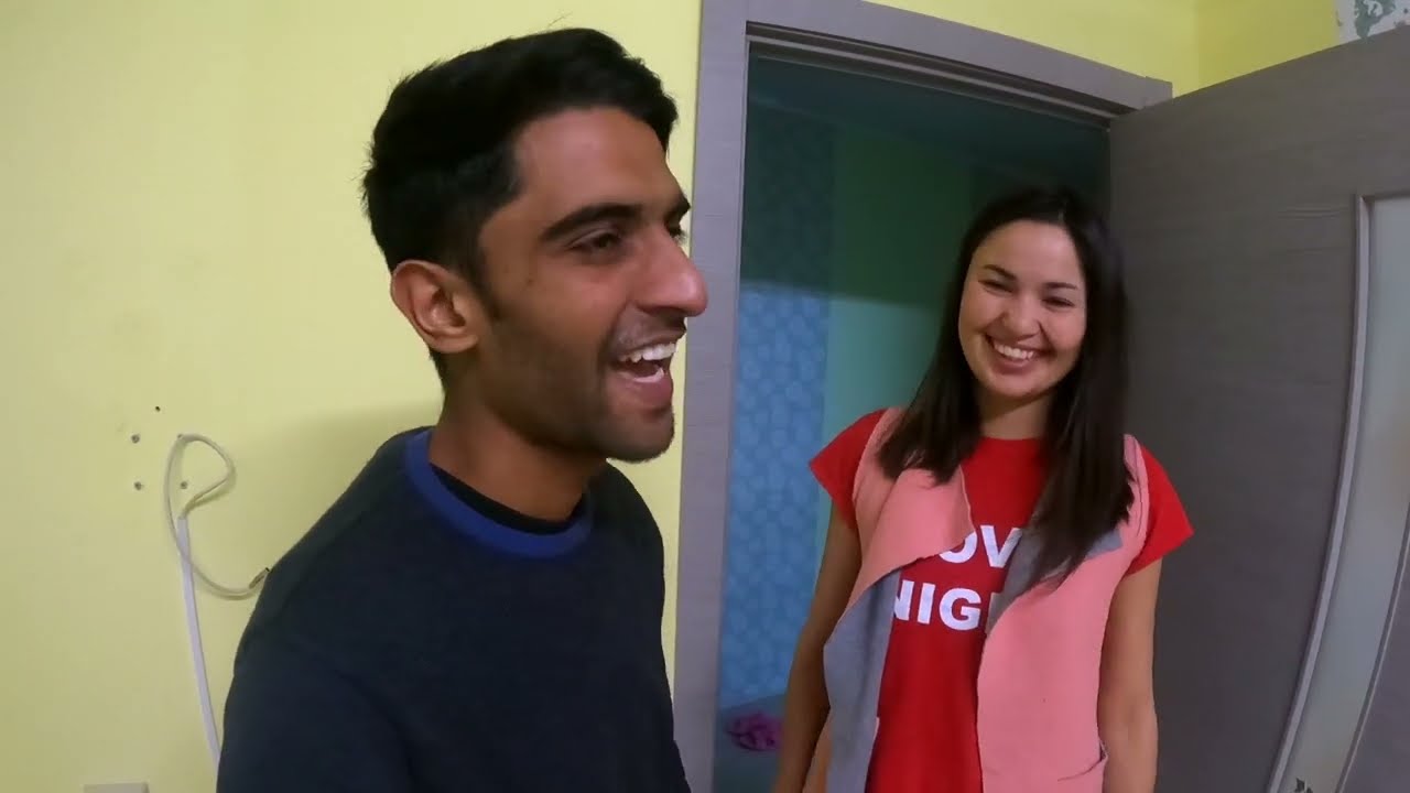 My First Couchsurfing Experience With Russian Girl
