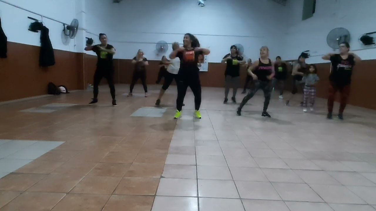 Bombon Daddy yankee zumba