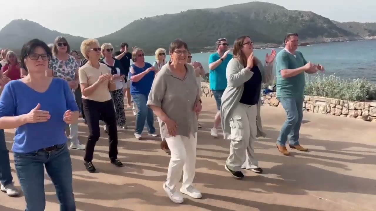 International Line Dance Flashmob 2025 | Cala Ratjada (Mallorca)