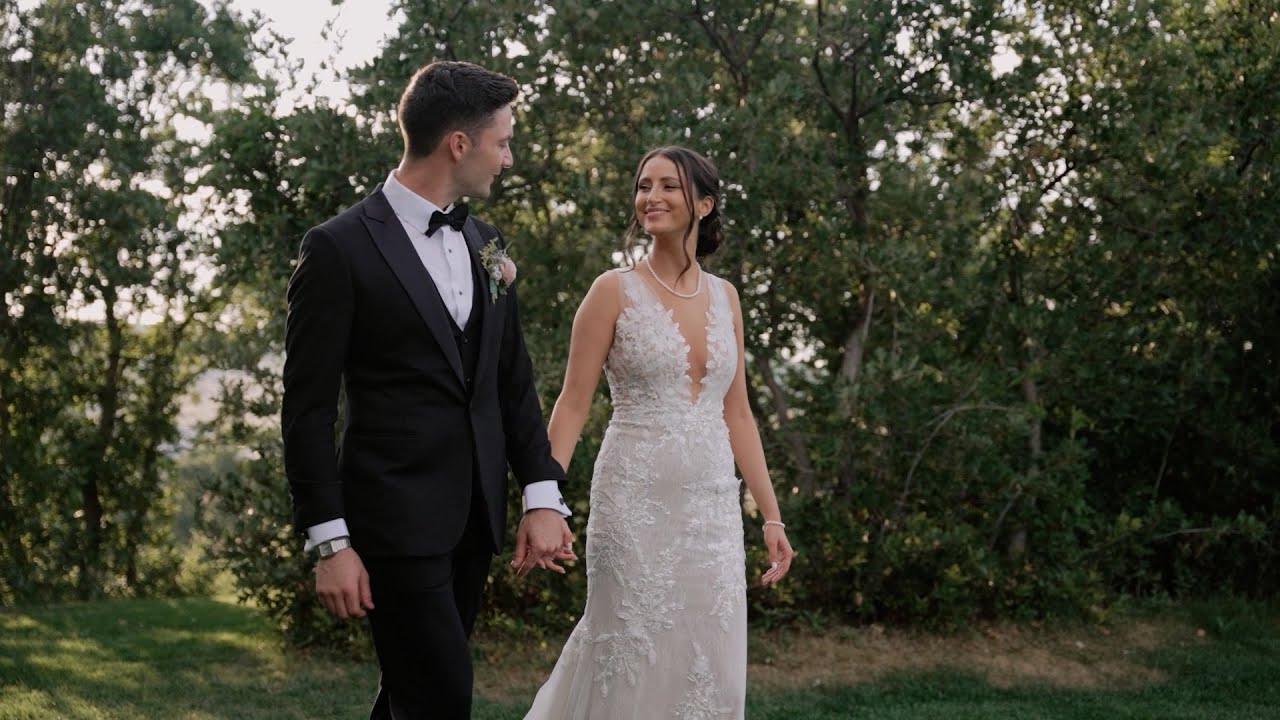 Alexa + Cale | Beautiful Summer Wedding at The Oaks at Plum Creek