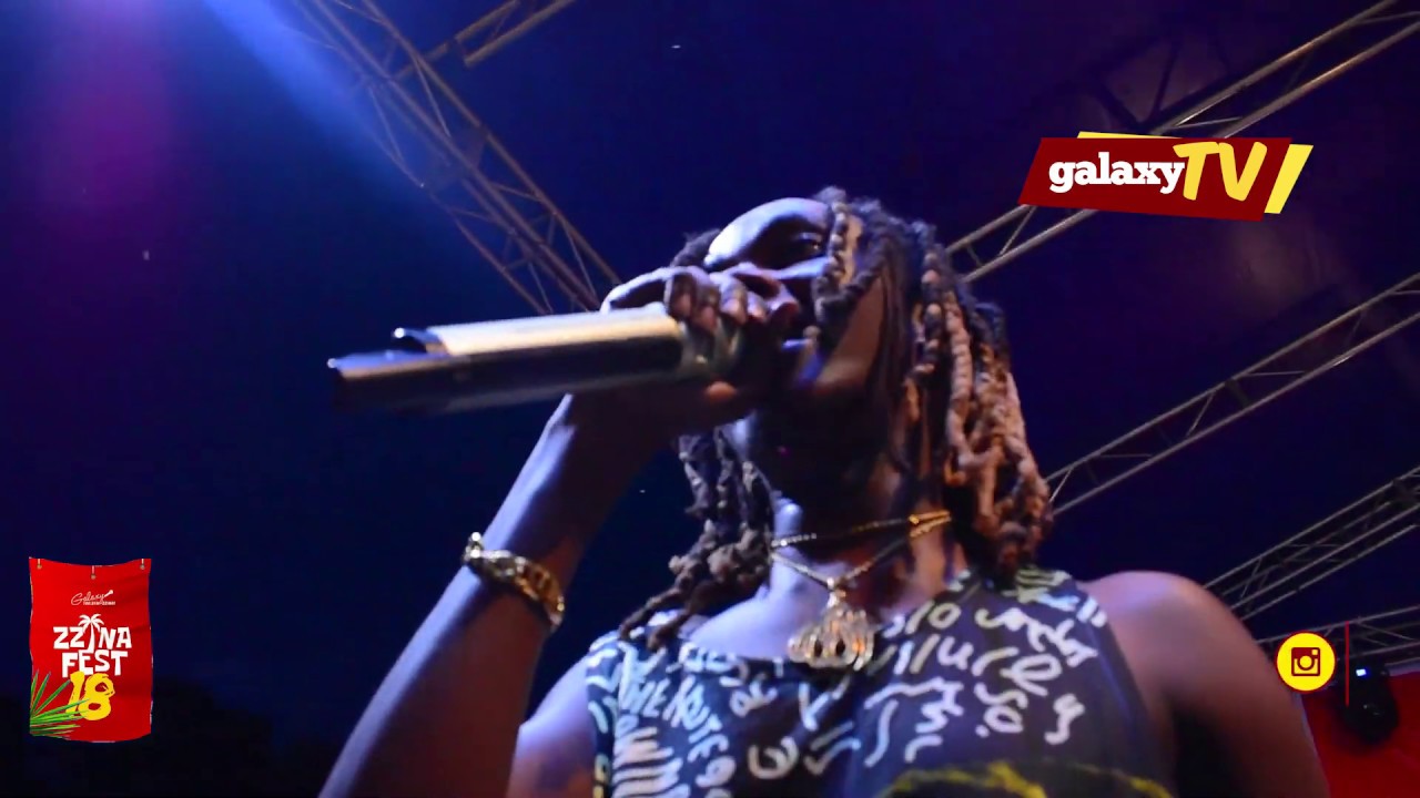 Feffe Bussi freestyle about fik fameica's kyadondo show