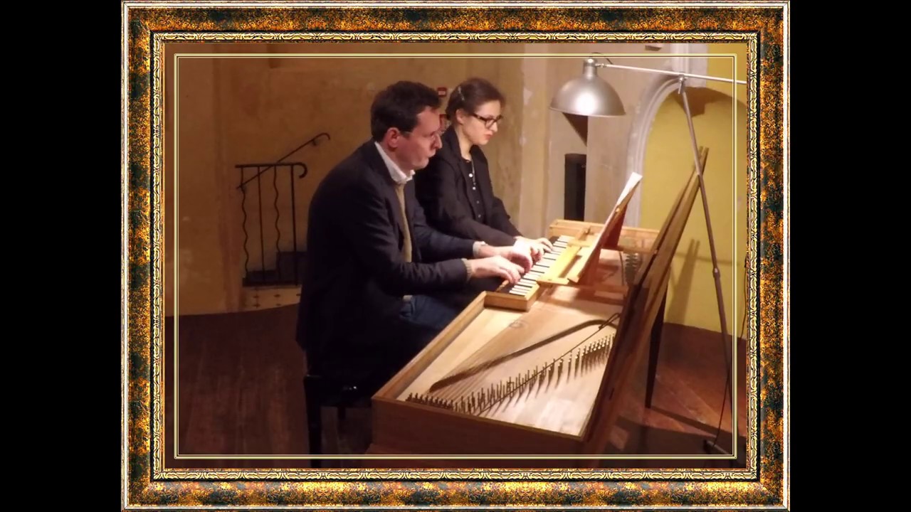 Menno van Delft & Charlotte Marck play 