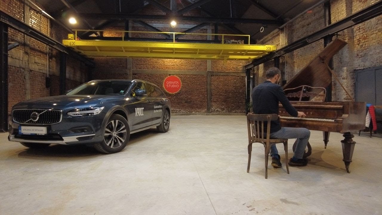 2021 Volvo V90 Cross Country
